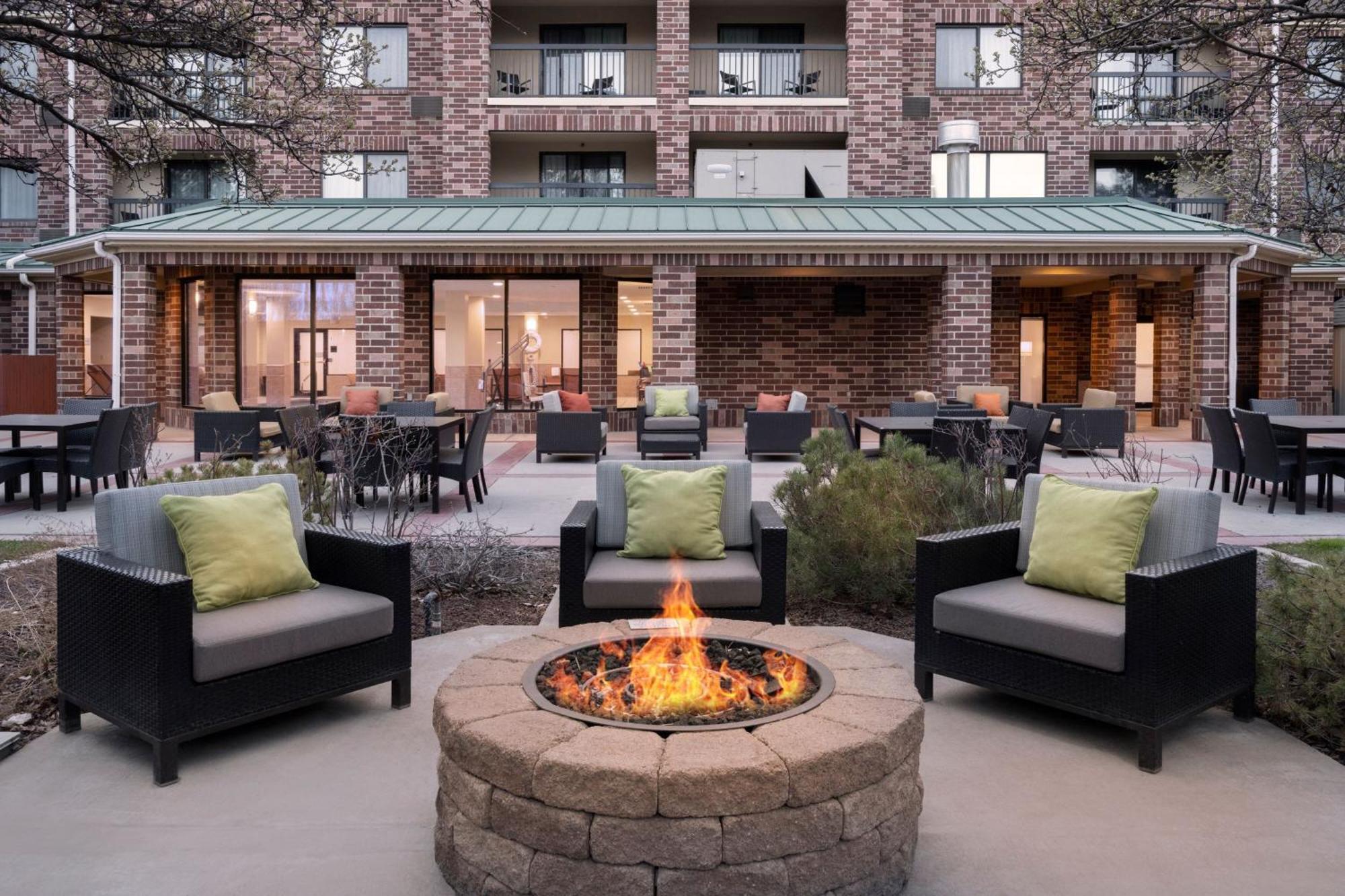 Courtyard Salt Lake City Airport Luaran gambar